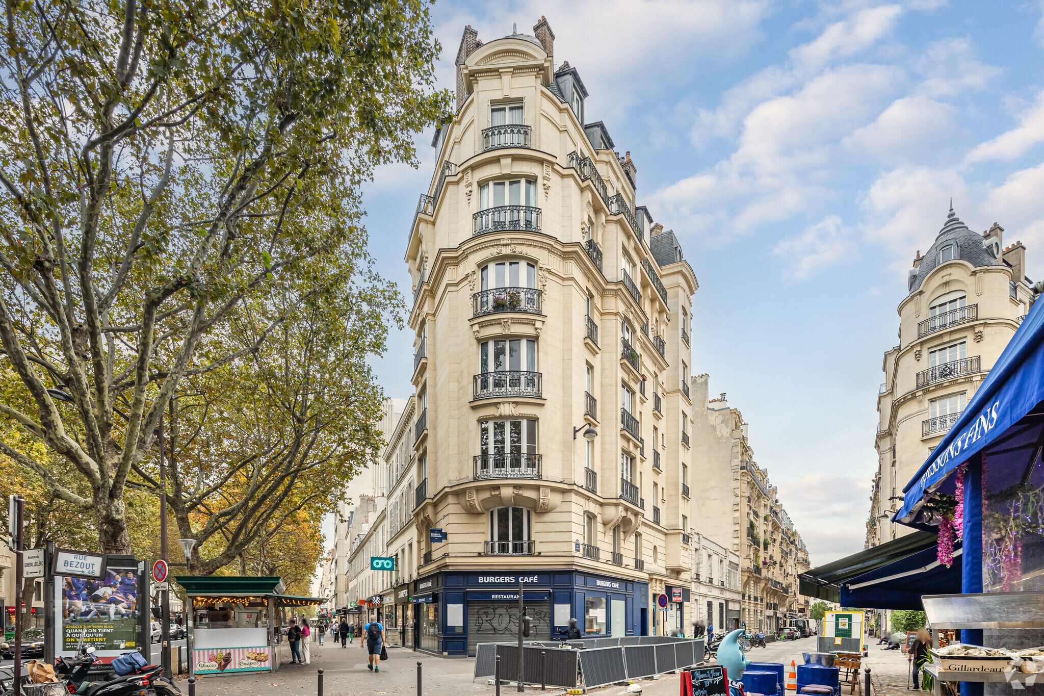 Immeuble residentiel dans Paris à vendre Photo principale– Image 1 sur 5