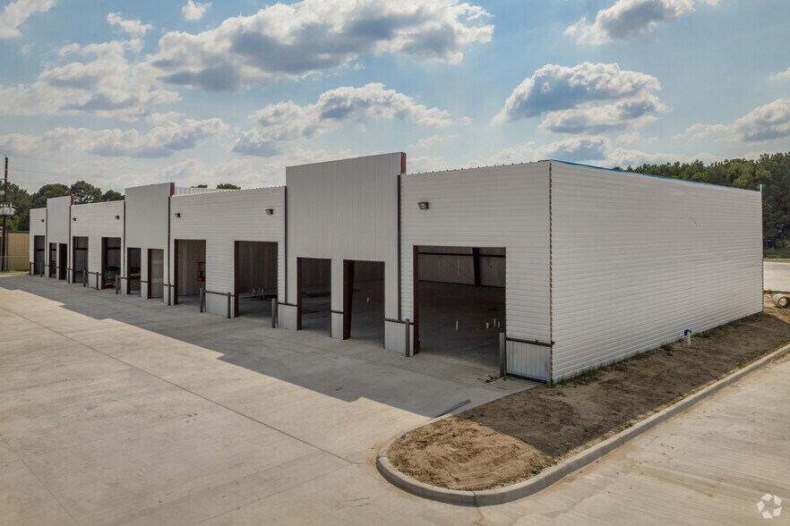 18011 Cypress Rose Hill Rd, Cypress, TX à louer - Photo de l’immeuble – Image 1 sur 17