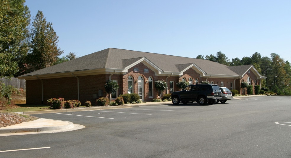 3700 Largent Way, Smyrna, GA à vendre - Photo principale – Image 1 sur 15