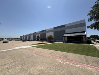 Plus de détails pour 2140 N Redbud Blvd, McKinney, TX - Industriel/Logistique à louer