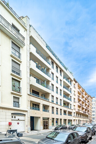 Bureau dans Lyon à louer - Photo principale – Image 1 sur 2