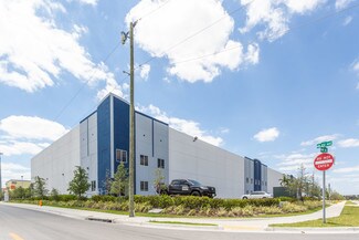 Plus de détails pour 10211 NW 62nd St, Doral, FL - Industriel/Logistique à louer