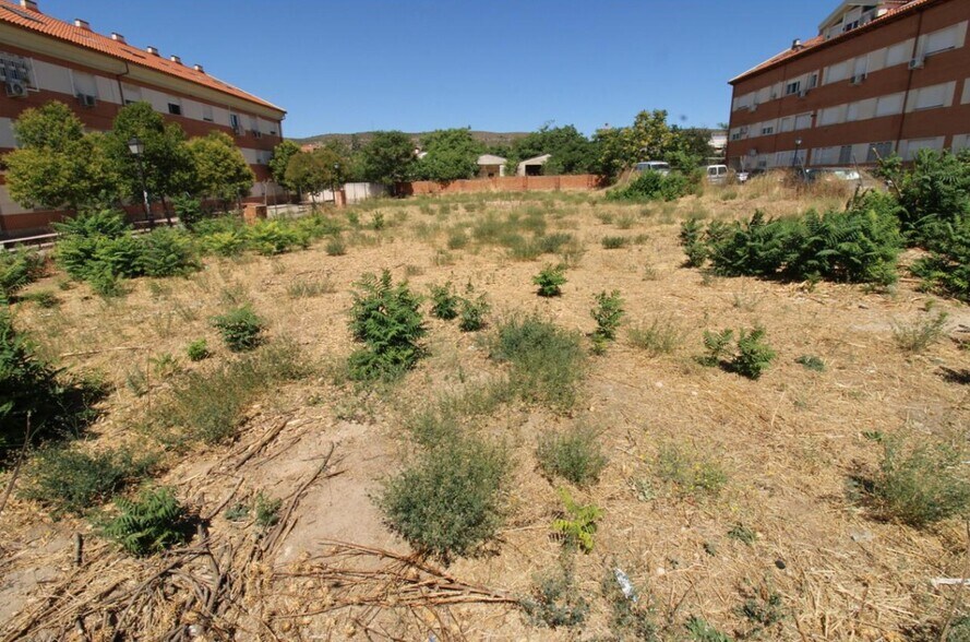 Terrain dans Torrelaguna, Madrid à vendre - Photo de l’immeuble – Image 3 sur 4