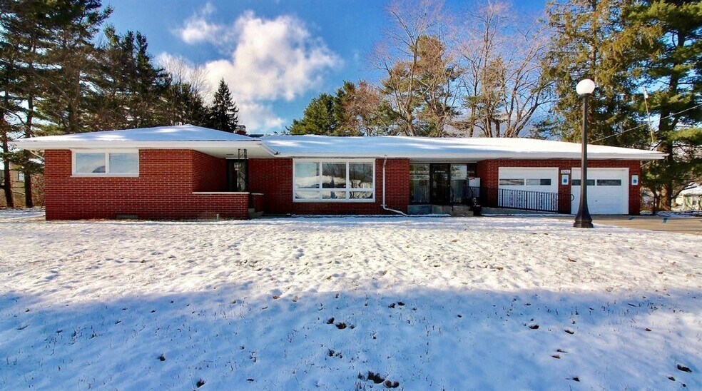 3060 Willowcreek Rd, Portage, IN à vendre - Photo de l’immeuble – Image 3 sur 17