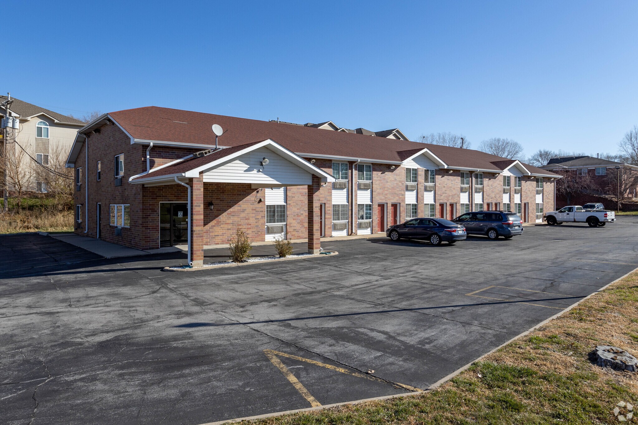 303 Fort Crook Rd S, Bellevue, NE à vendre Photo de l’immeuble– Image 1 sur 10