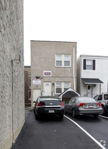 212 W Front St, Media, PA à vendre - Photo de l’immeuble – Image 2 sur 2