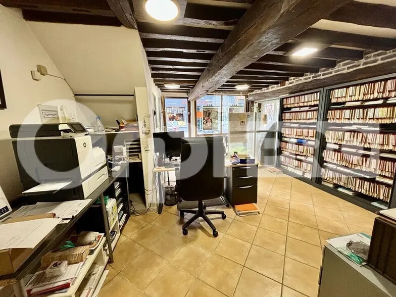 Local commercial dans Compiègne à louer - Photo intérieure – Image 3 sur 4