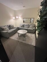 1302 N Shepherd Dr, Houston, TX à louer Photo intérieure– Image 1 sur 1