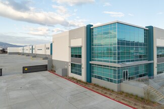 Plus de détails pour 14874 Santa Ana Ave, Fontana, CA - Industriel/Logistique à louer