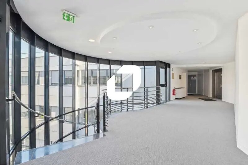 Bureau dans Gennevilliers à louer - Photo de l’immeuble – Image 2 sur 10