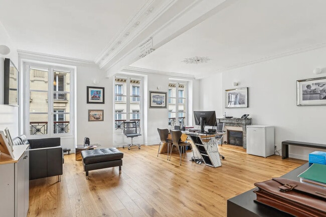 Plus de détails pour Bureau à vendre