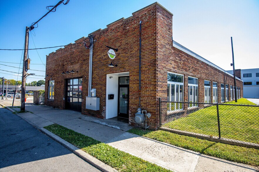 2075 Mills Ave, Norwood, OH à vendre - Photo de l’immeuble – Image 2 sur 24