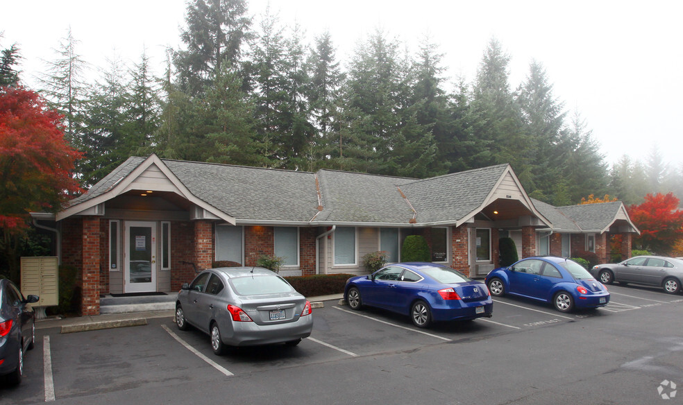 5246 Olympic Dr NW, Gig Harbor, WA à vendre - Photo principale – Image 1 sur 3