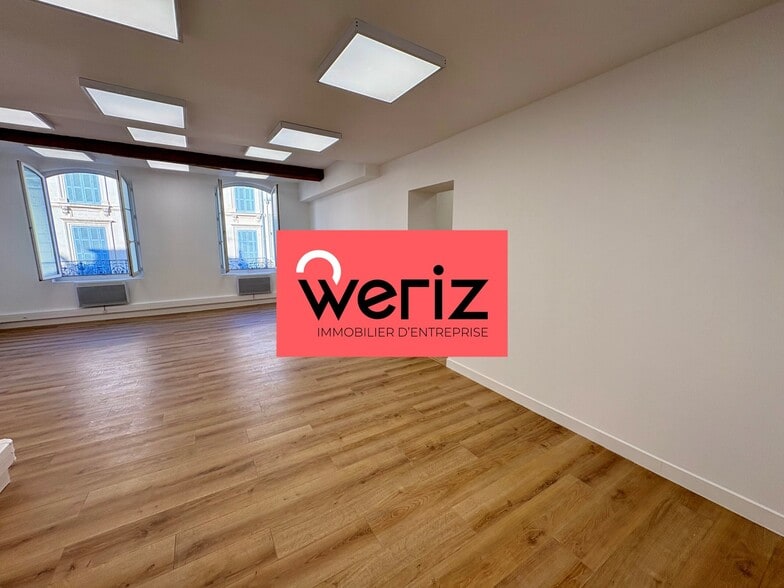 3-5 Rue Saint Ferreol, Marseille à louer - Photo de l’immeuble – Image 2 sur 5