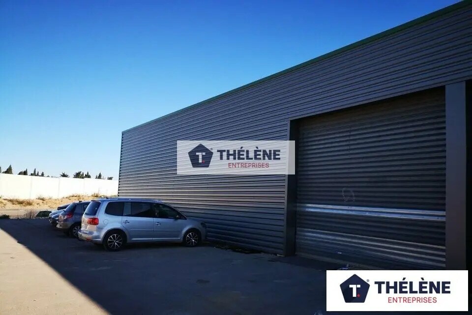 Local d’activités dans Saint-Jean-de-Védas à louer Photo principale– Image 1 sur 6