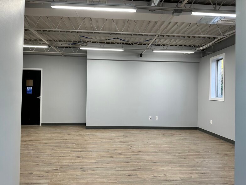 53 Hancock St, Stratford, CT à vendre - Photo de l’immeuble – Image 2 sur 47