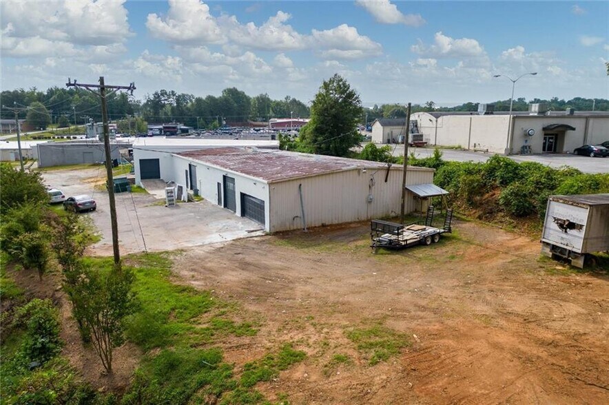 306 US 123 Byp, Seneca, SC à vendre - Photo de l’immeuble – Image 2 sur 32