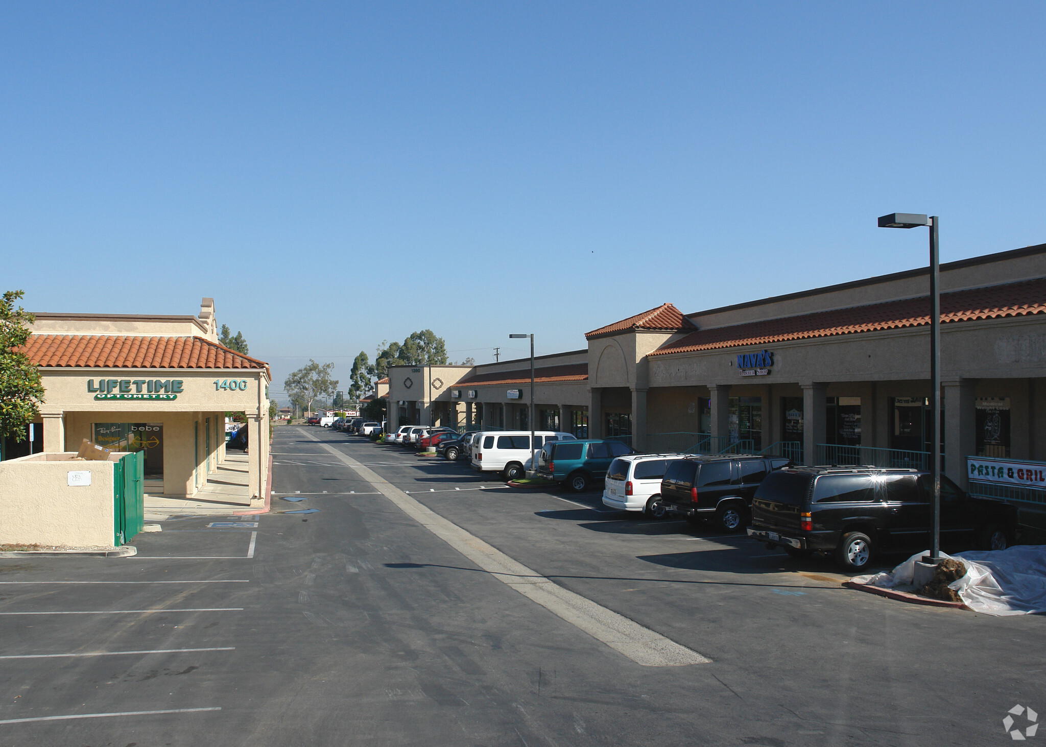 1380-1400 W 6th St, Corona, CA à louer Photo principale– Image 1 sur 4