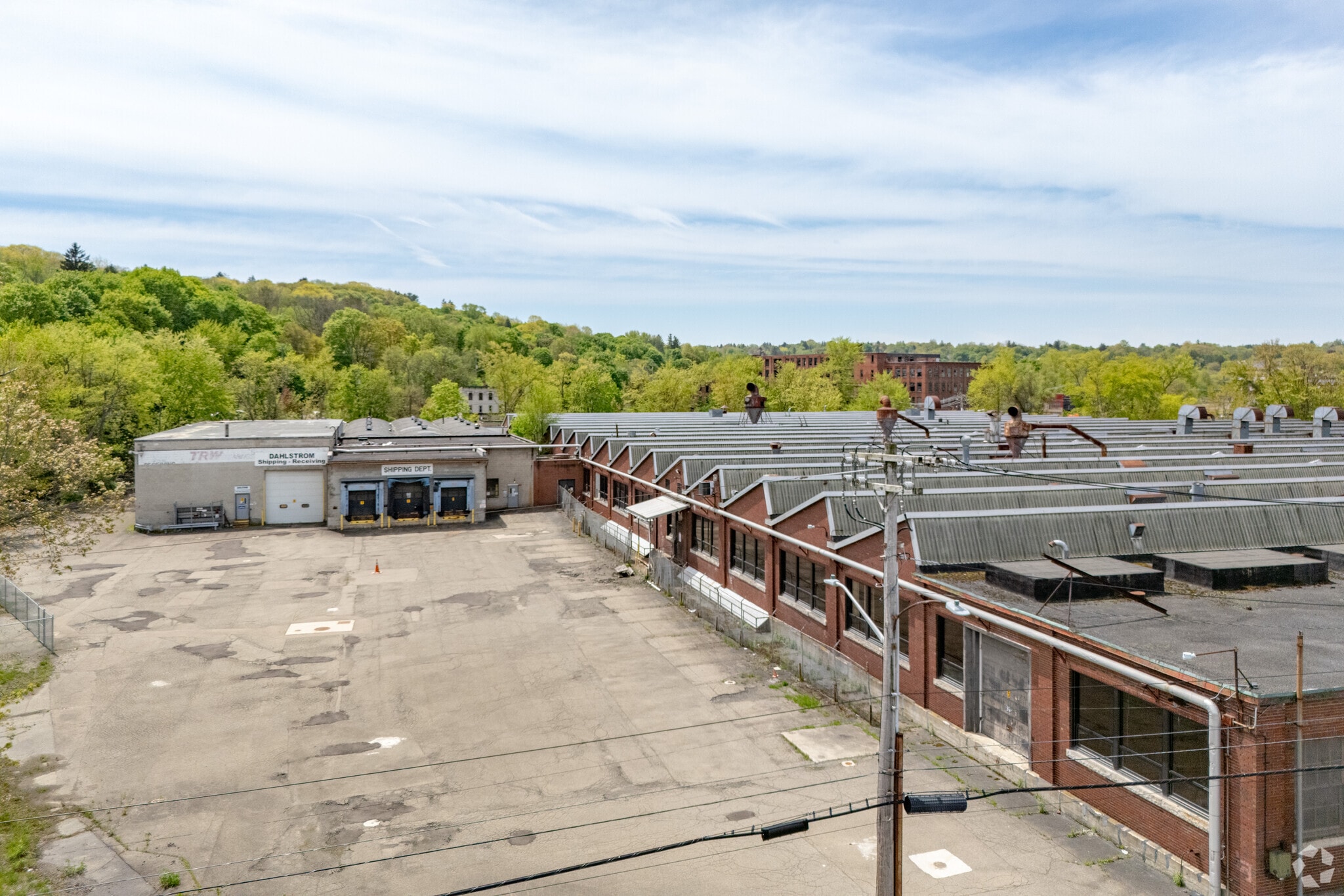 402 Chandler St, Jamestown, NY à vendre Photo principale– Image 1 sur 33