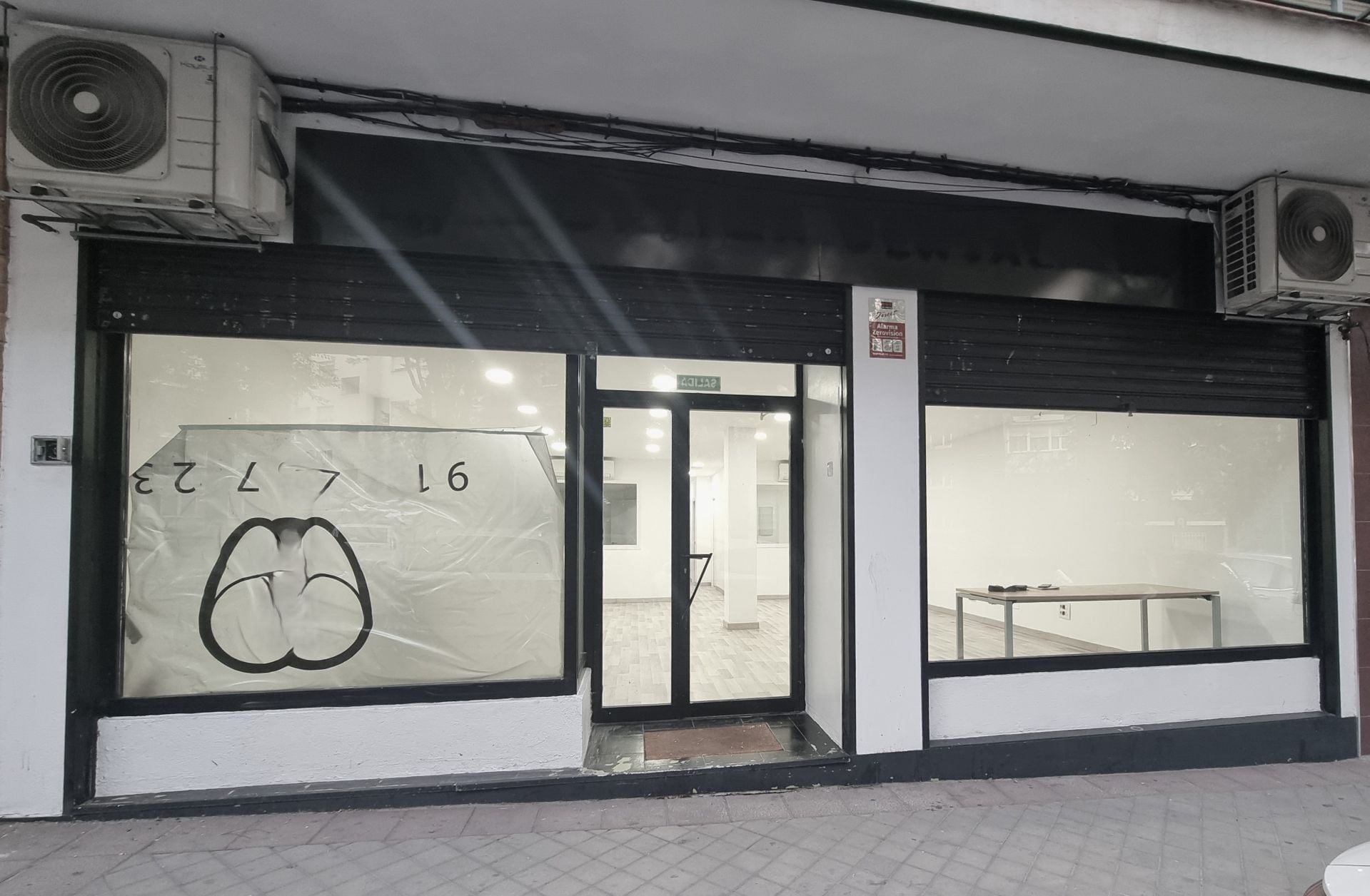 Local commercial dans Madrid, Madrid à louer Photo intérieure– Image 1 sur 7