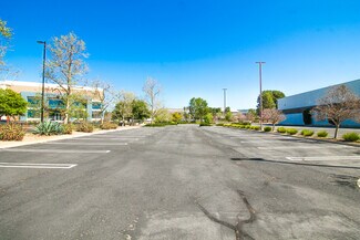 Plus de détails pour 3251 E Imperial Hwy, Brea, CA - Industriel/Logistique à louer