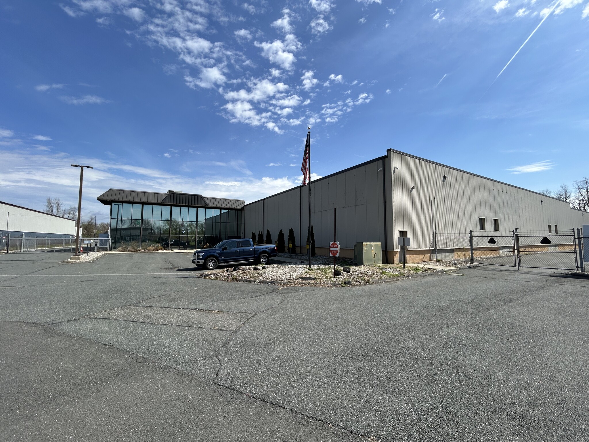 151 Capital Dr, West Springfield, MA à louer Photo intérieure– Image 1 sur 4