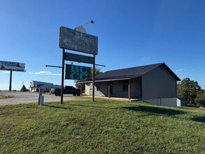 25805 Highway 17, Waynesville, MO à louer Photo de l’immeuble– Image 1 sur 7