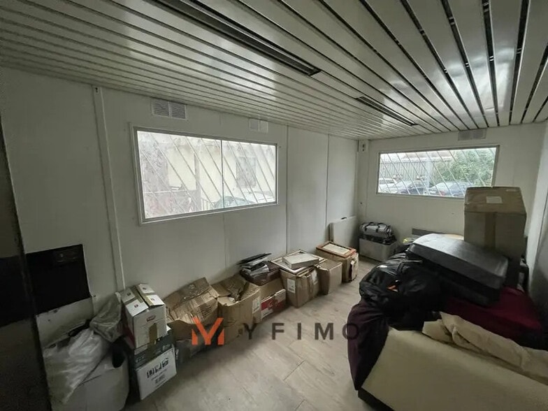 Local d'activités dans Épône à vendre - Photo intérieure – Image 3 sur 5