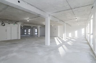 37 Rue Adam Ledoux, Courbevoie à vendre Photo intérieure– Image 2 sur 2