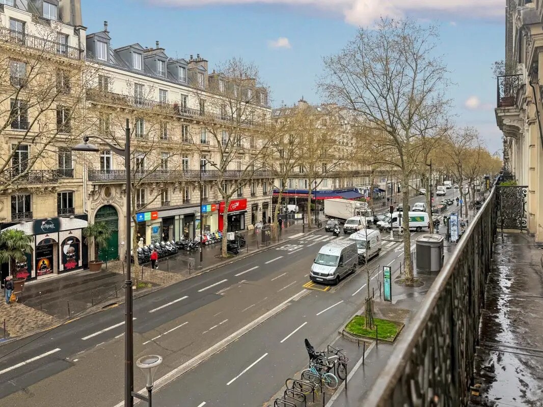 Bureau dans Paris à louer Photo de l’immeuble– Image 1 sur 7