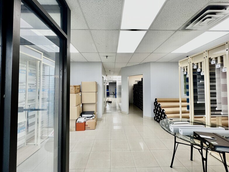 1170 Sheppard Av W, Toronto, ON à vendre - Photo intérieure – Image 2 sur 8