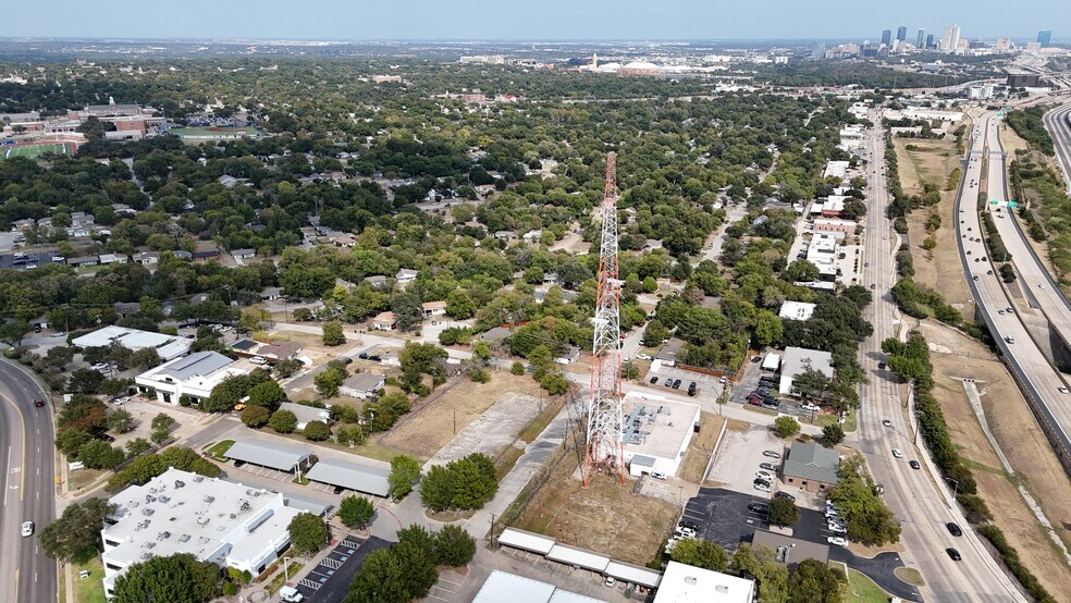 4501 Valentine St, Fort Worth, TX à vendre - Photo de l’immeuble – Image 1 sur 2