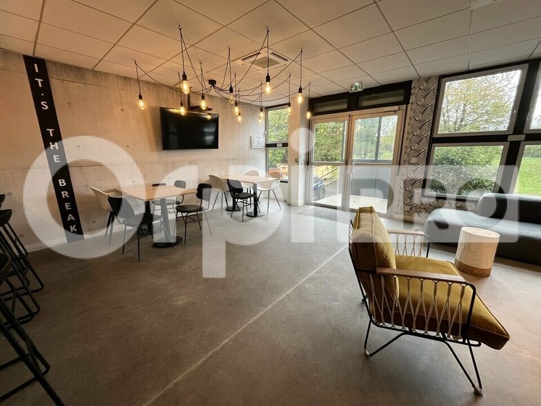Bureau dans Torcy à vendre - Photo intérieure – Image 3 sur 12