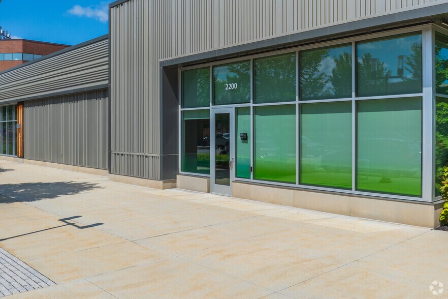 2400 District Ave, Burlington, MA à louer - Photo de l’immeuble – Image 2 sur 5
