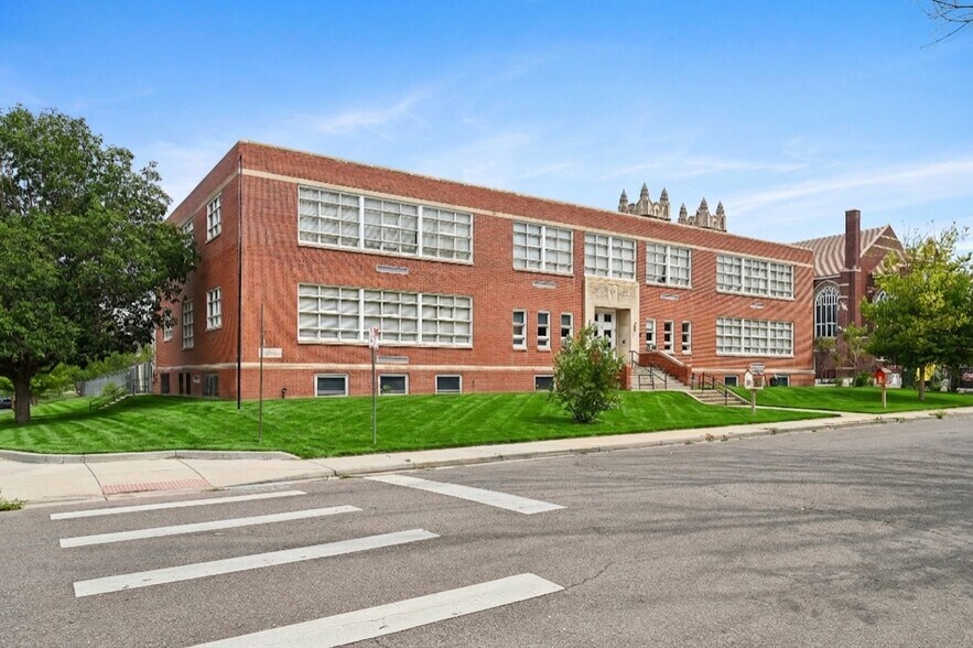 2350 N Gaylord St, Denver, CO à louer - Photo de l’immeuble – Image 2 sur 18