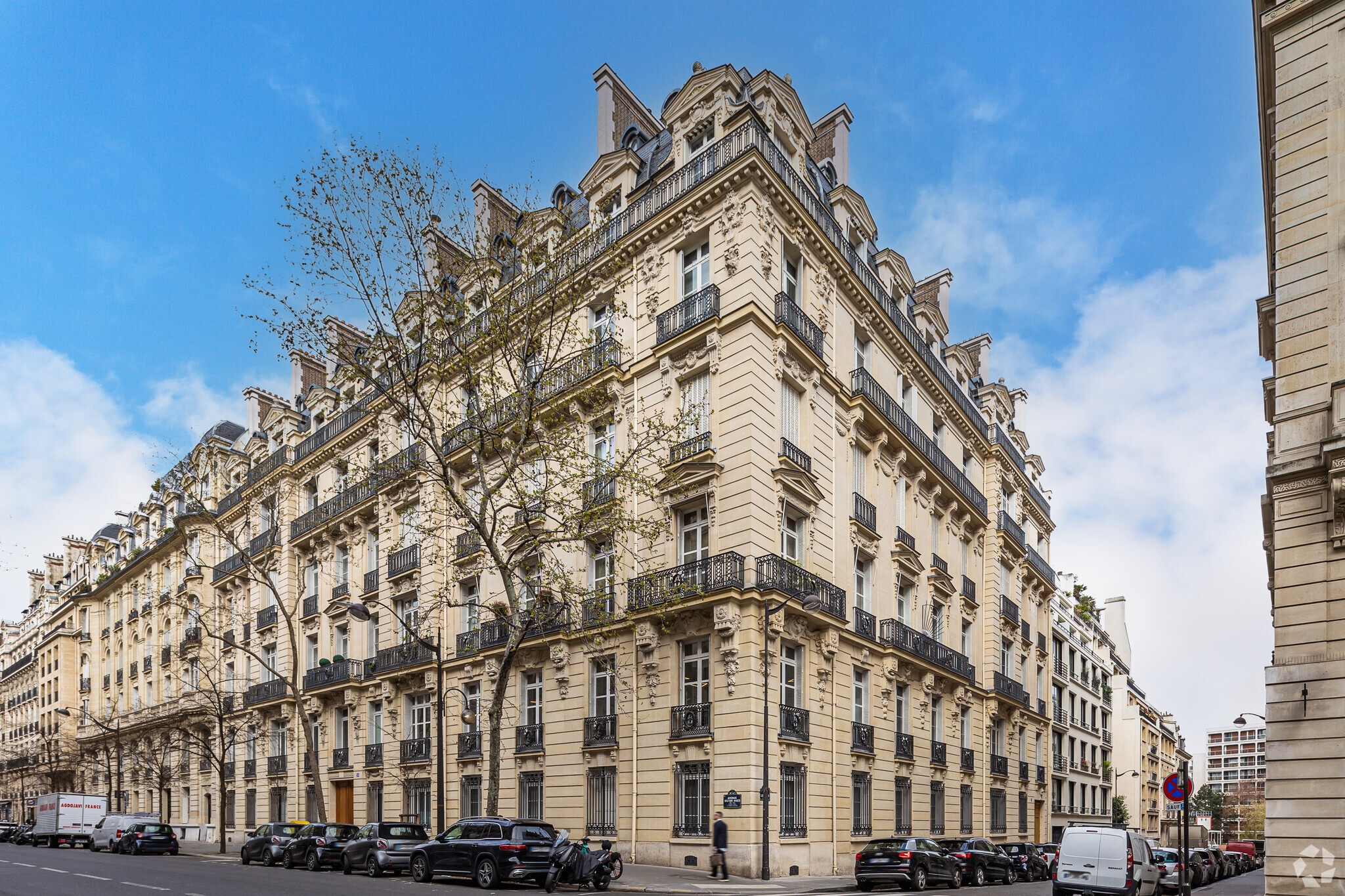 56 Avenue Victor Hugo, Paris à vendre Photo principale– Image 1 sur 17