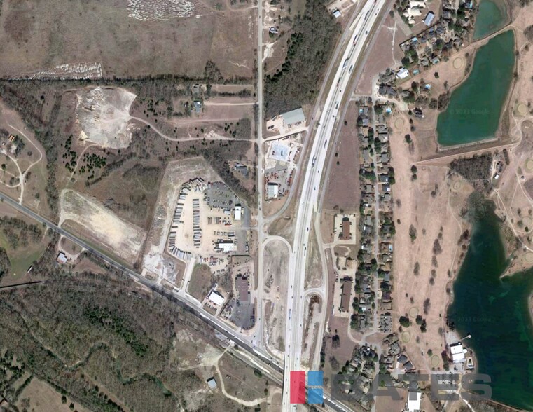 310 FM 664, Waxahachie, TX à vendre - Photo de l’immeuble – Image 2 sur 2