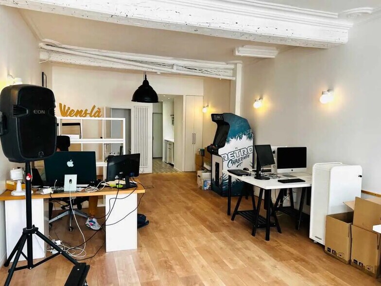 195 Rue Saint-Denis, Paris à louer - Photo de l’immeuble – Image 3 sur 10