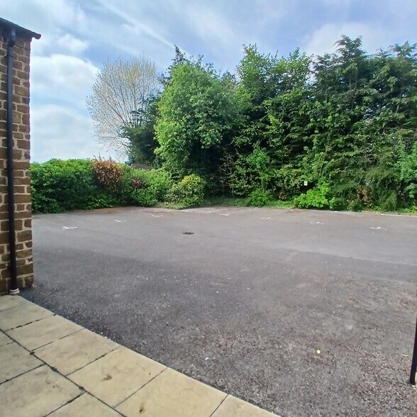 Appletree Rd, Banbury à louer - Photo de l’immeuble – Image 3 sur 3