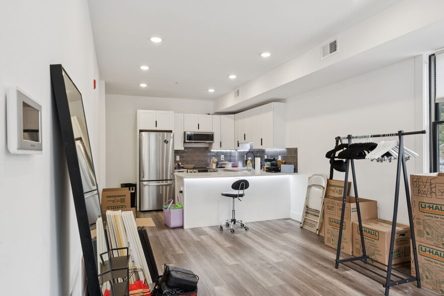 5301 Master St, Philadelphia, PA à vendre - Photo de l’immeuble – Image 2 sur 39