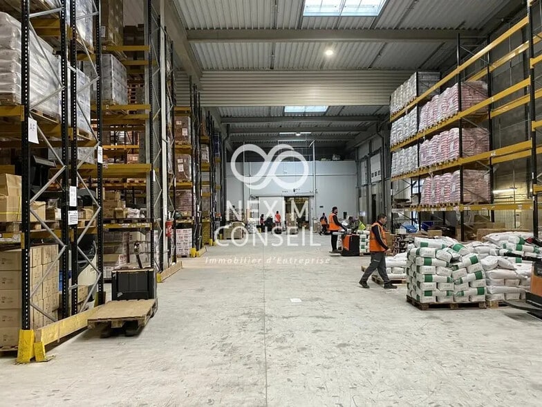 Industriel/Logistique dans Gennevilliers à louer - Photo de l’immeuble – Image 3 sur 5
