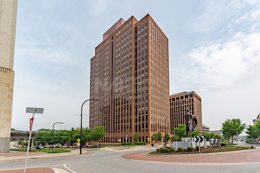 76 S Main St, Akron, OH à louer - Photo de l’immeuble – Image 1 sur 18