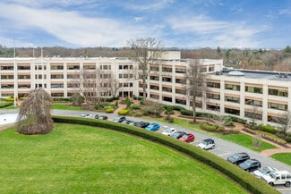 Plus de détails pour 1700 E Putnam Ave, Old Greenwich, CT - Bureau à louer