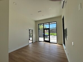 5216 Delridge Way SW, Seattle, WA à louer Photo de l’immeuble– Image 2 sur 8