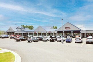 Plus de détails pour 10002-10112 Highland Rd, Hartland, MI - Local commercial à louer
