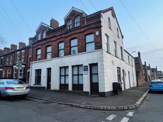 52 Adelaide Av, Belfast à vendre - Photo principale – Image 1 sur 8