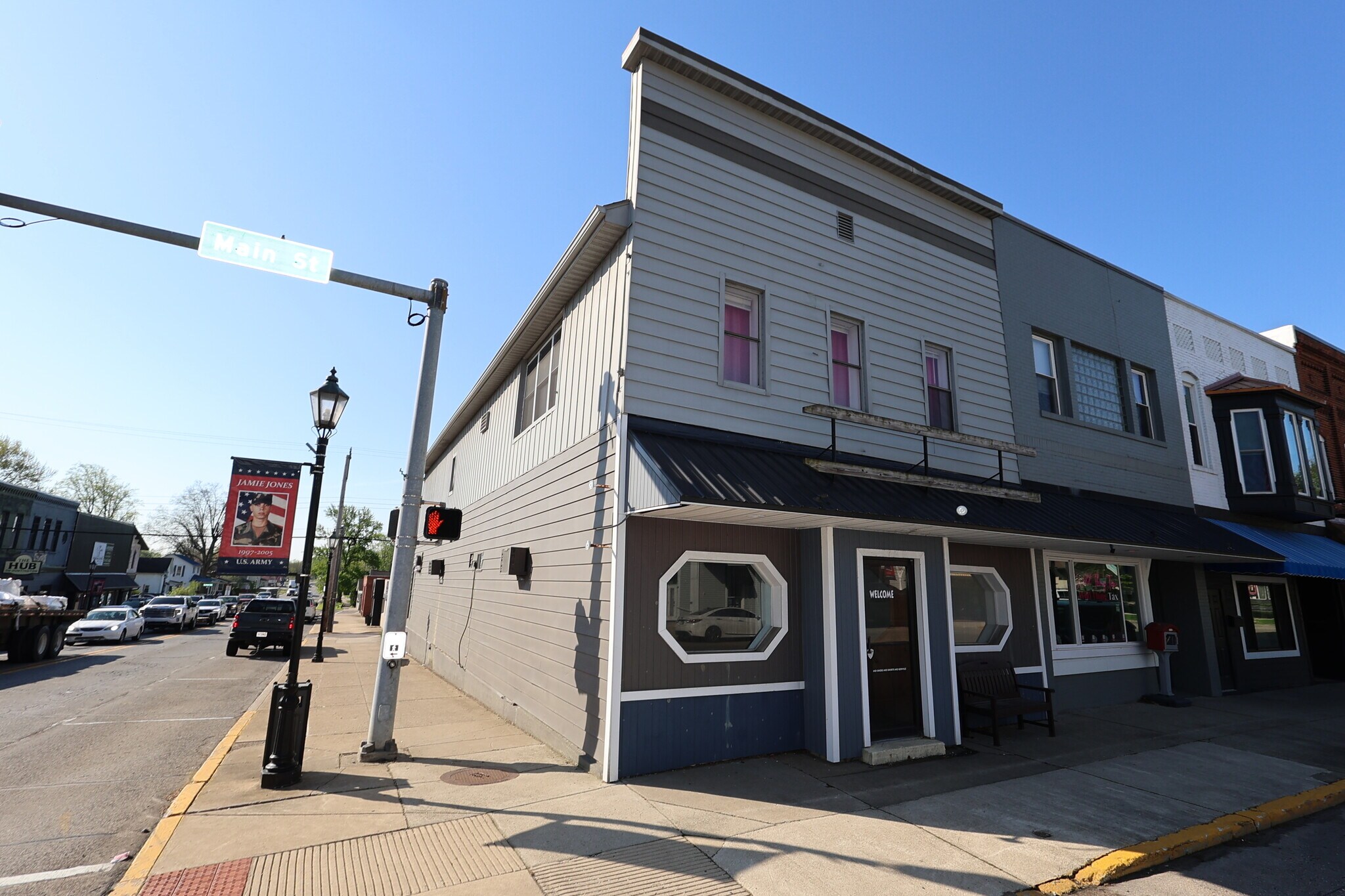 101 W Main St, Syracuse, IN à vendre Photo principale– Image 1 sur 31