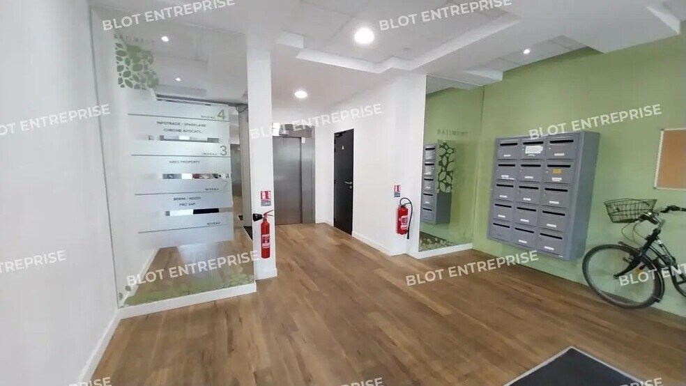Bureau dans Nantes à louer - Photo de l’immeuble – Image 3 sur 7