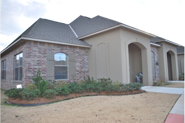 7607 Fern Ave, Shreveport, LA à louer Photo principale– Image 1 sur 2