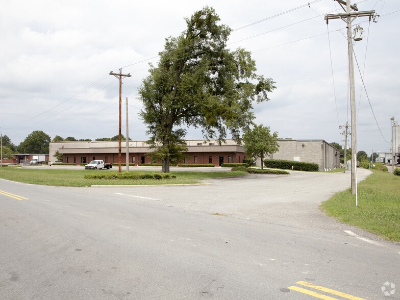 355 Old Dalton Rd NE, Calhoun, GA à vendre - Photo de l’immeuble – Image 2 sur 16